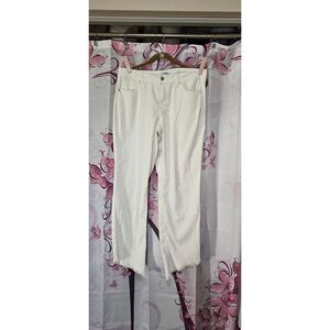 D Jeans White Crop Jeans Size 8 Distressed Ankle